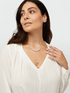 Blouse with pearl necklace image number 3