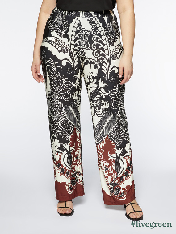 Elegant printed trousers