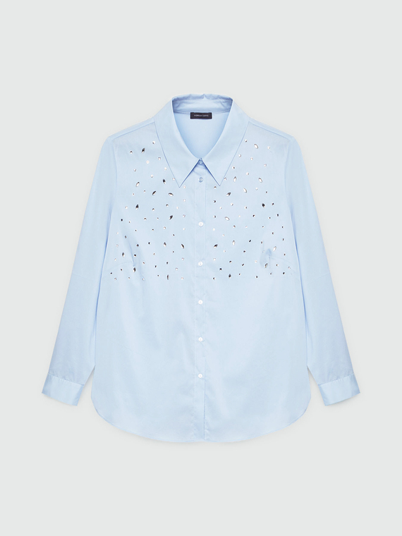 Shirt embroidered with rhinestones