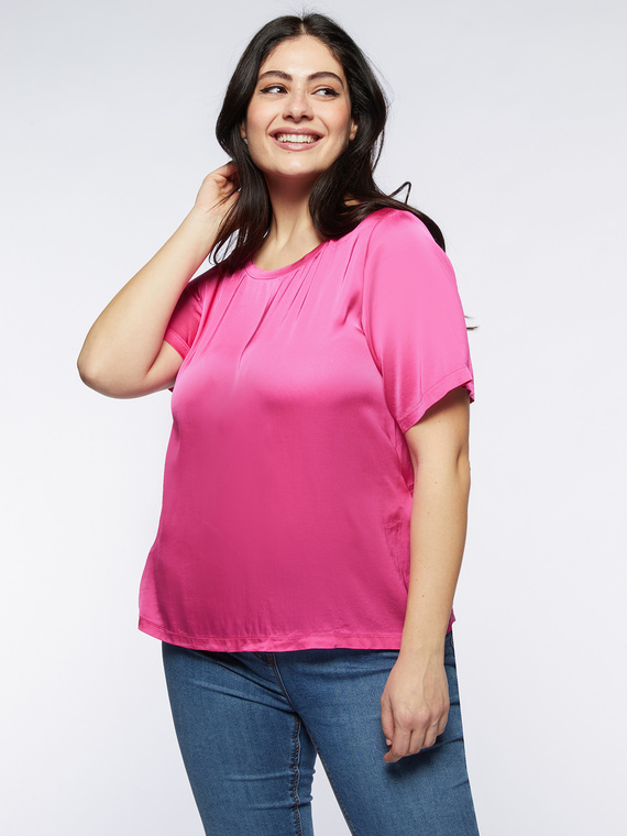 Blouse en satin fuchsia