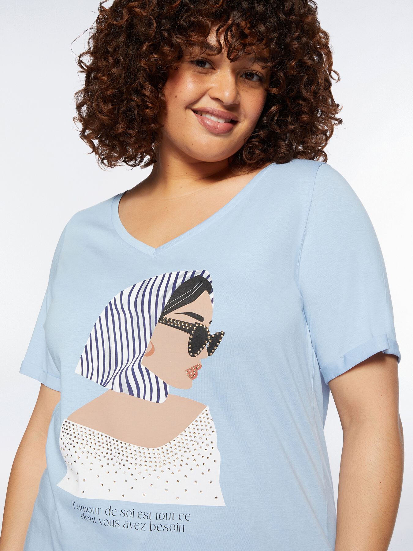 T-shirt with print and rhinestones image number 0