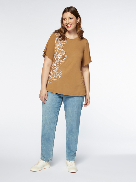 T-shirt with floral print