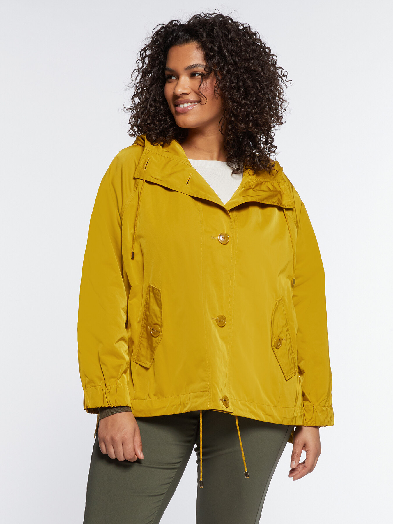 Lightweight nylon jacket image number 0