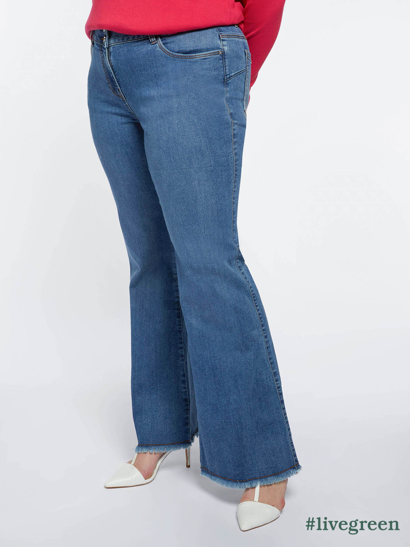 Jeans flare con frange al fondo image number 0