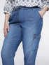 Pantaloni cargo in denim leggero image number 2