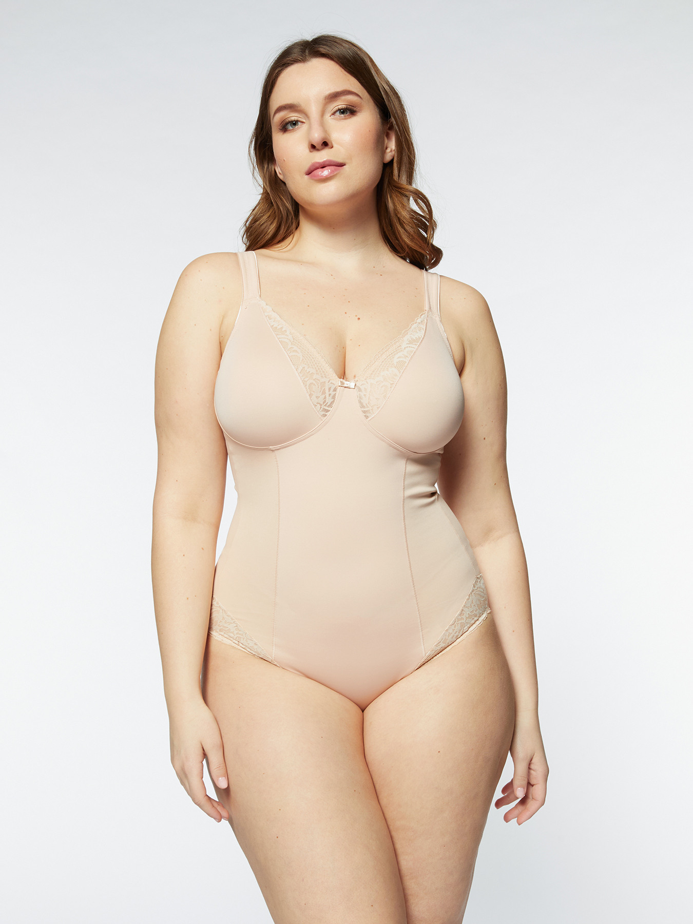 Body Triumph Shapewear bonnet C image number 0