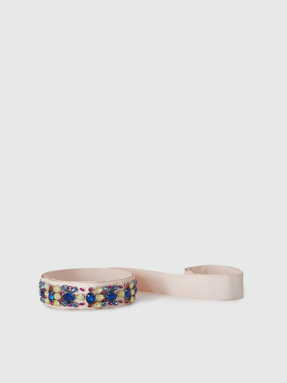 Embroidered belt