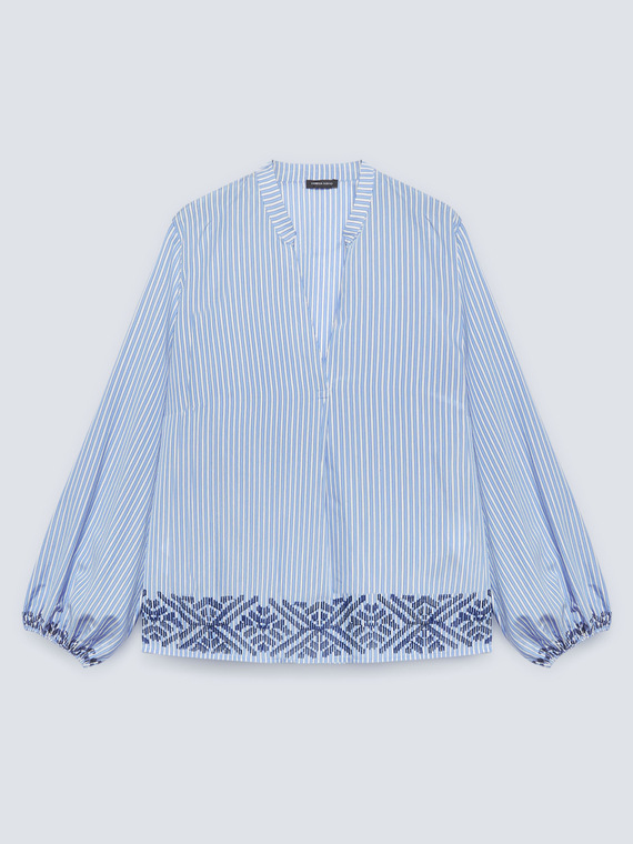 Blouse à rayures avec broderie ethnique