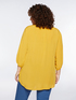 Blusa de viscosa con escote redondo image number 1