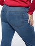 Jeans flare con frange al fondo image number 3