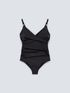 Maillot de bain une pièce noir avec passants métalliques image number 4