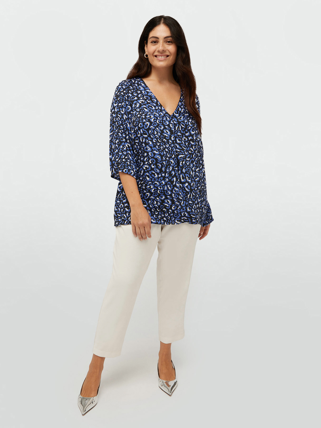 Bluse mit Animalier-Muster image number 0