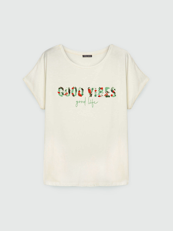 T-shirt with embroidered lettering