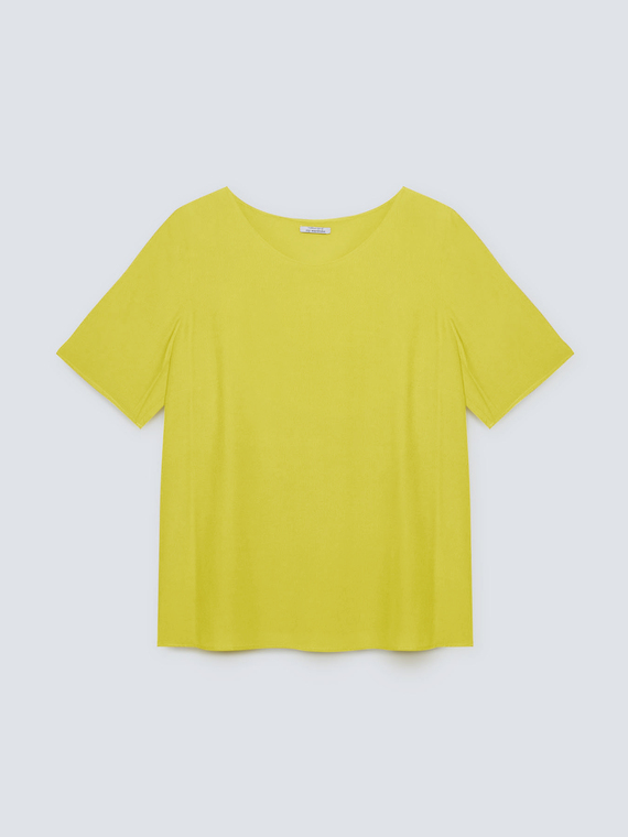 Straight blouse with short sleeves