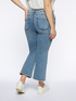 Kick-Flare-Jeans mit Rissen image number 1